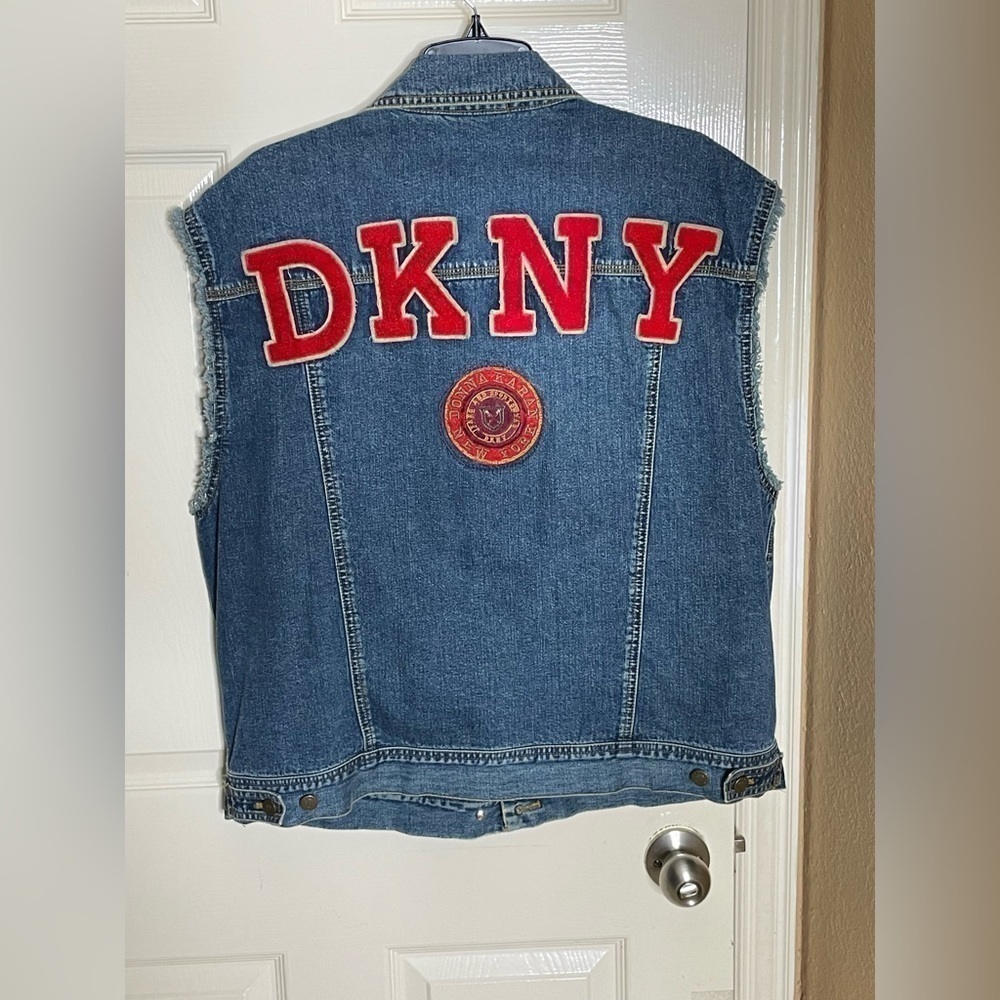 VINTAGE 92’ designer Donna Karan NY unique denim Felt Letterman vest Size 12 - Picture 12 of 12